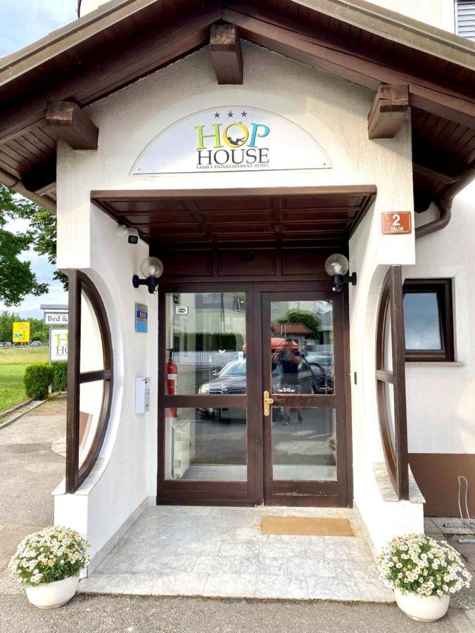 Hop House Garni Hotel Postojna Exterior photo